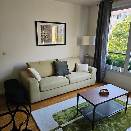 Apartment 2 Pieces 50m2, Cuisine, Parking, Sur Seine *